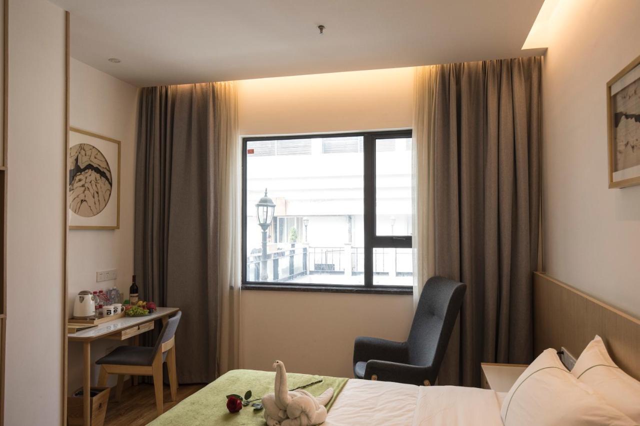 Bindun Langyi Hotel Yuzhong ภายนอก รูปภาพ